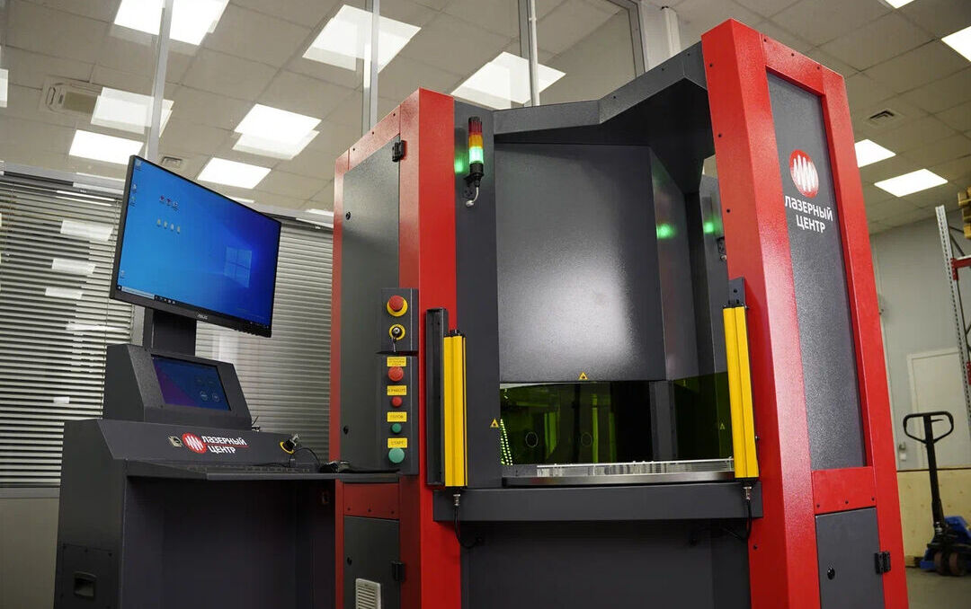 автоматизированной лазерной системы маркировки ушных бирок для компании НПФ «ВИК»